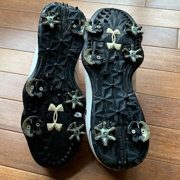 Boys Under Armour golf shoes, size 6 - Picture 4 of 5